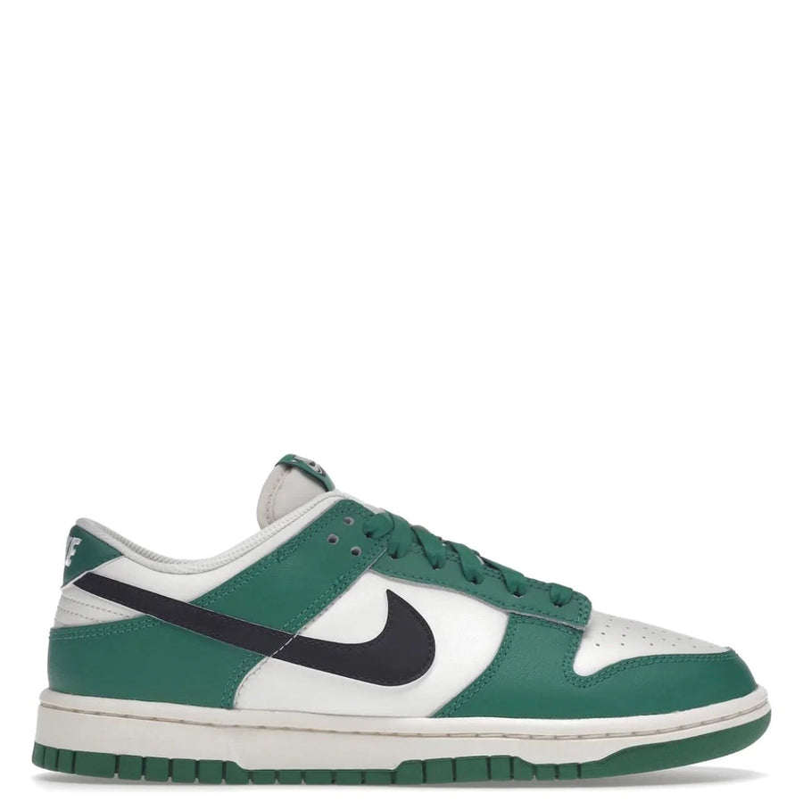 (48H LEVERING) Nike Dunk Low SE Lottery Pack 'Malachite Green'