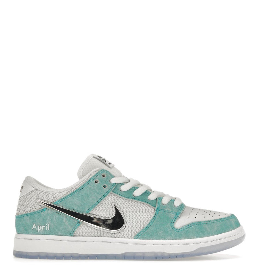 SB Dunk Low April Skateboards